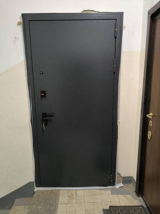 Фото входной двери №46